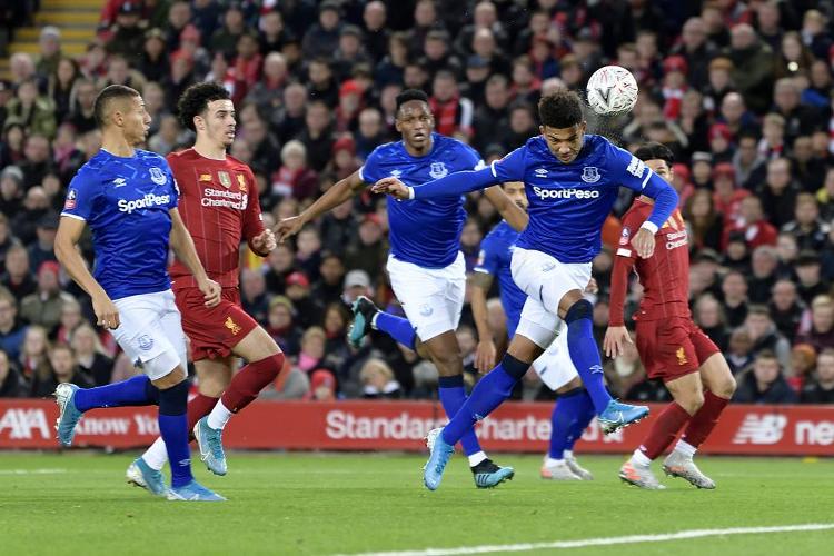 苏亚雷斯：作为主教练我要承担责任，球队有明显的变化和提高