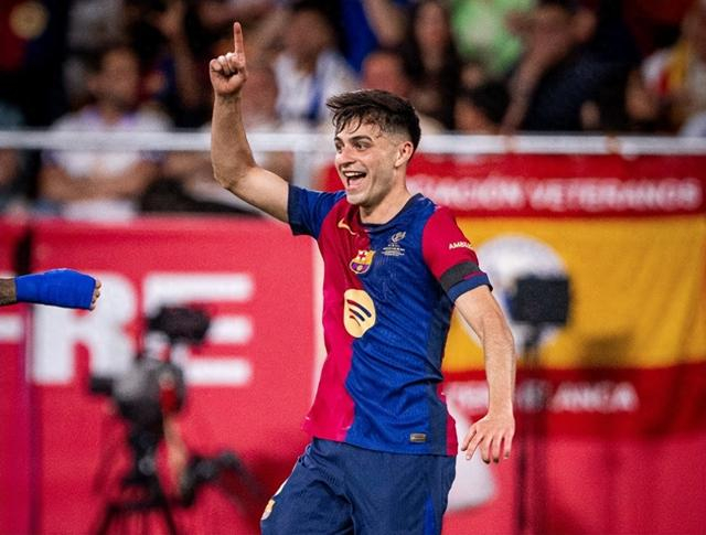 德乙前瞻：沙尔克04和帕德博恩上演榜首大战，双方仅差1分