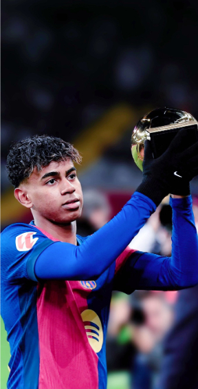 巴萨遭遇危险对手！法兰克福进攻凶猛防守漏洞百出，欧冠生死战提前上演