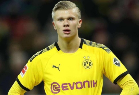 尤尔曼德：埃切韦里冬窗将回曼城，他潜力巨大没制造任何问题（尤尔曼德：埃切韦里将于冬窗回归曼城，天赋出众且未惹麻烦）